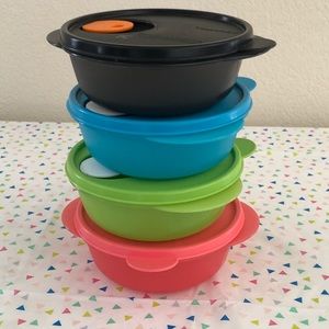 Tupperware microwave bowls